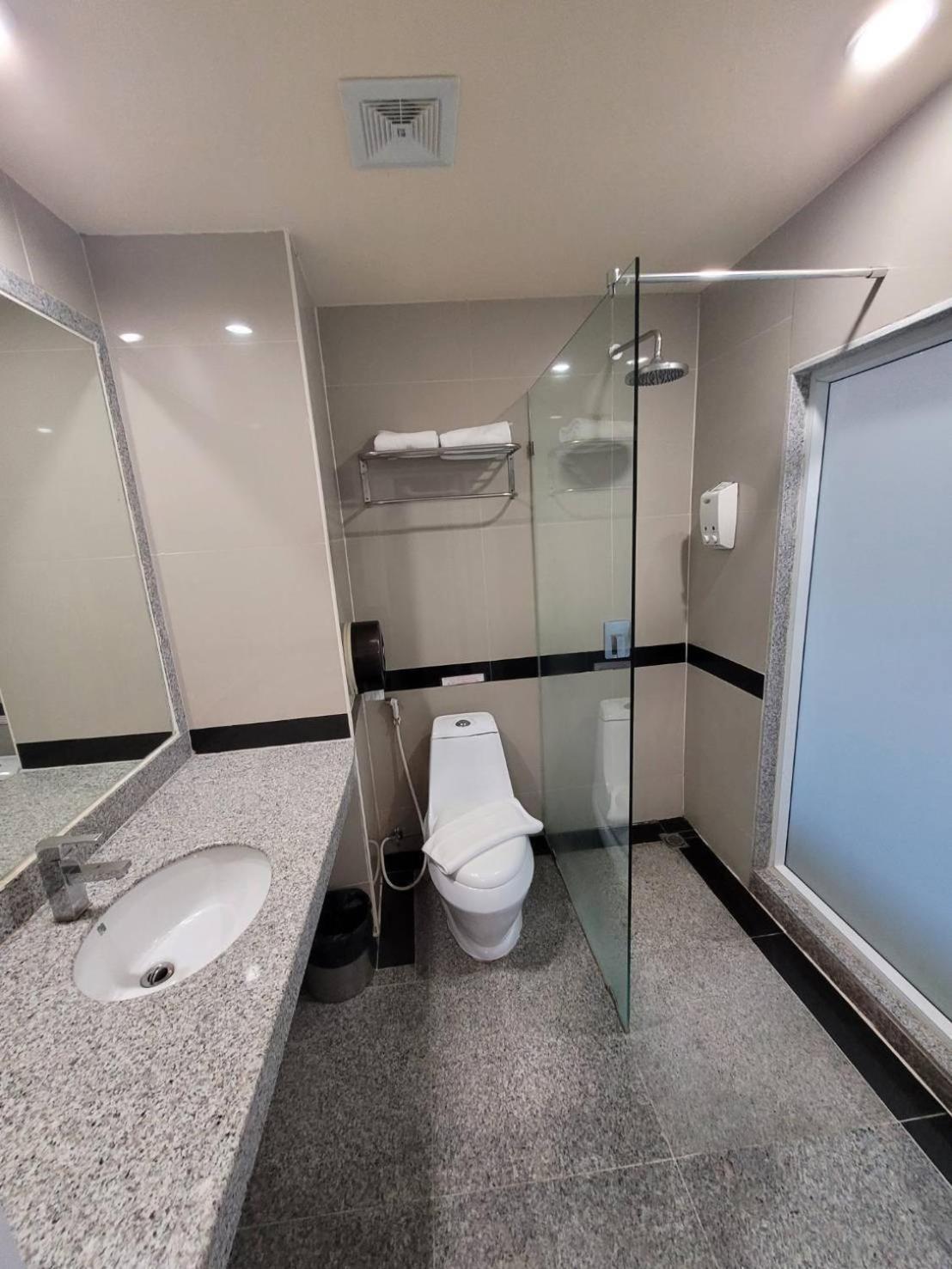 Ease Jomtien Hotel المظهر الخارجي الصورة